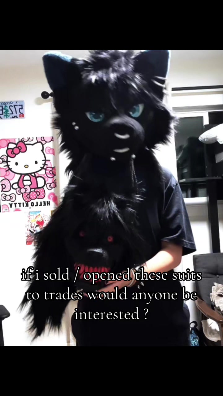 @𝐧𝐨𝐚𝐡 🐾
