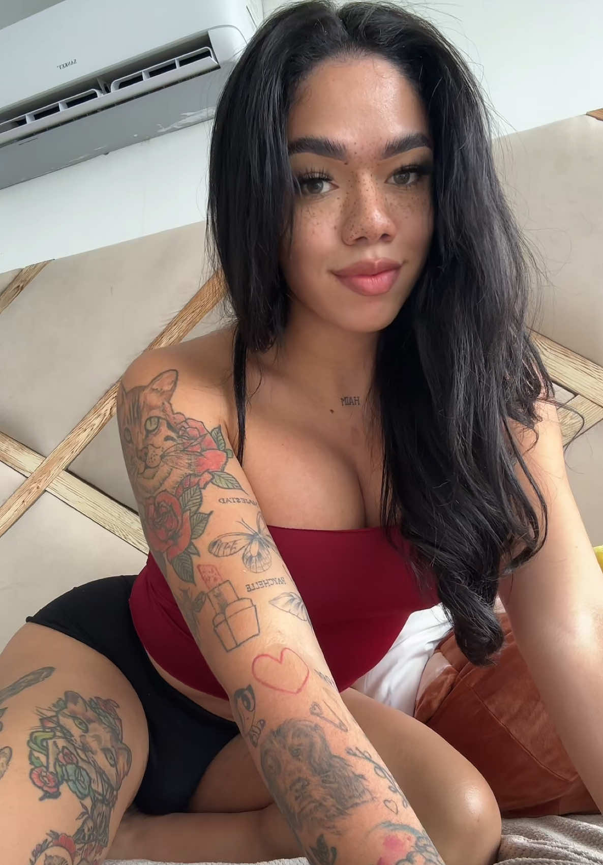 @Miah Catalina