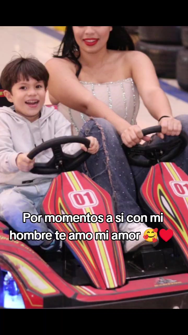 @Nia Ayala