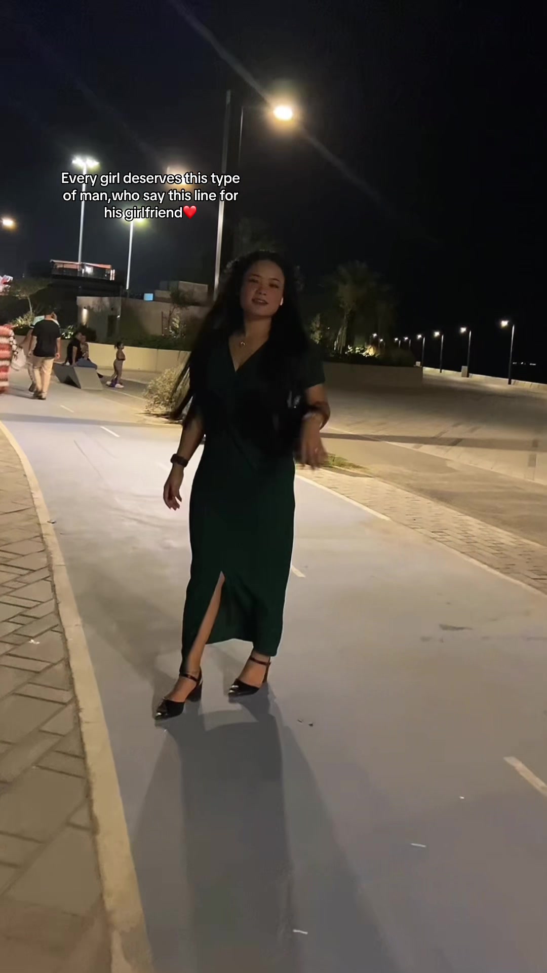 @Nilam🖤