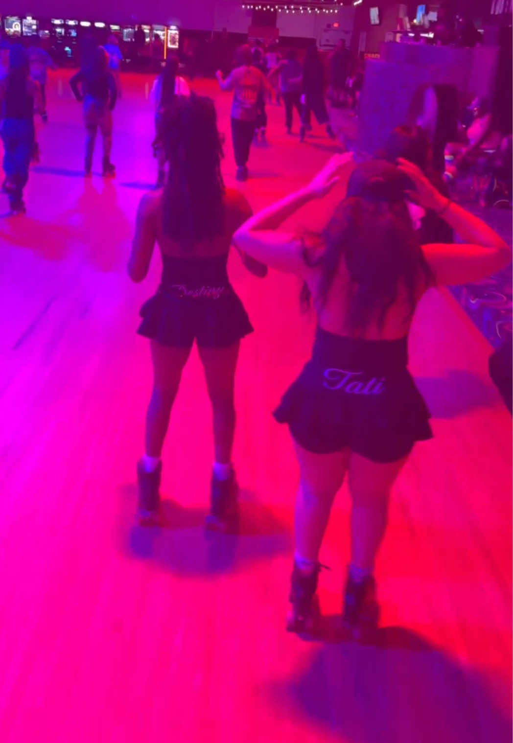 @TatiDondada | Learn to Skate🛼