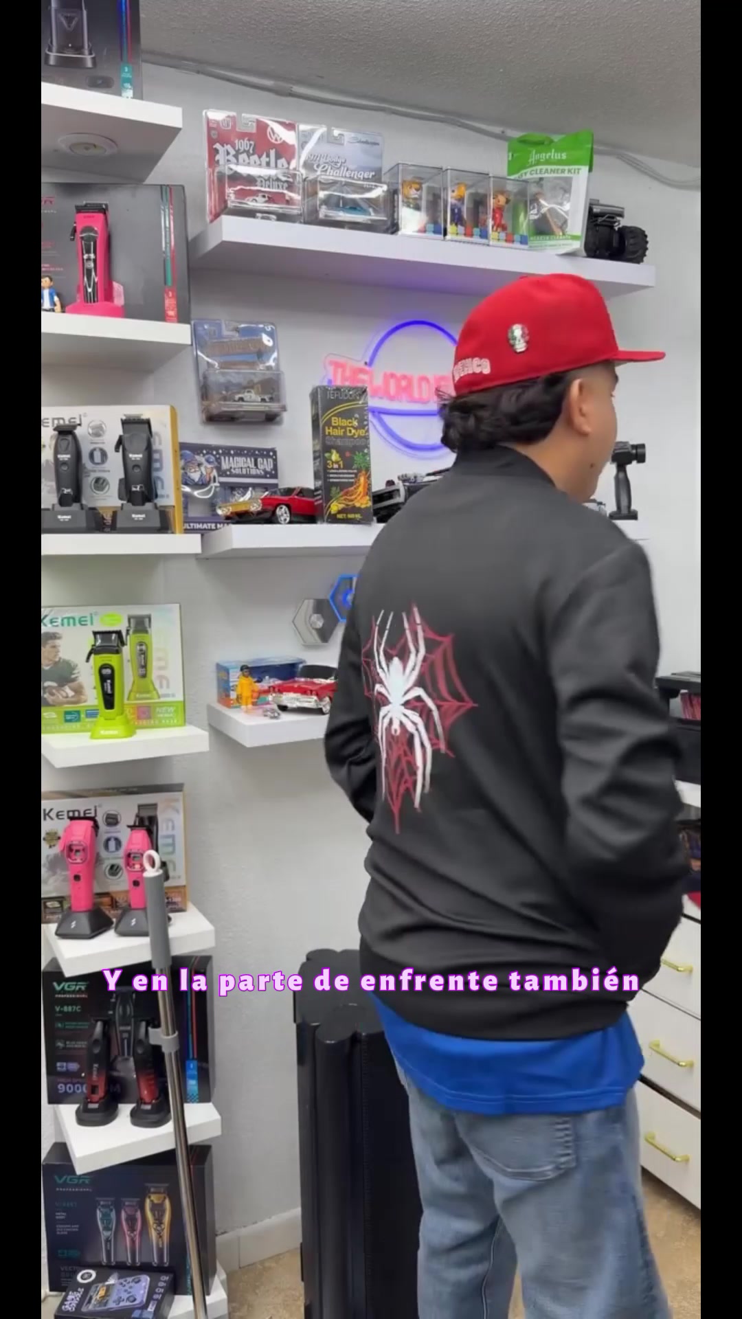 @Jisai Barber