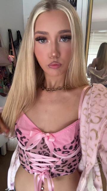 @Cassieee