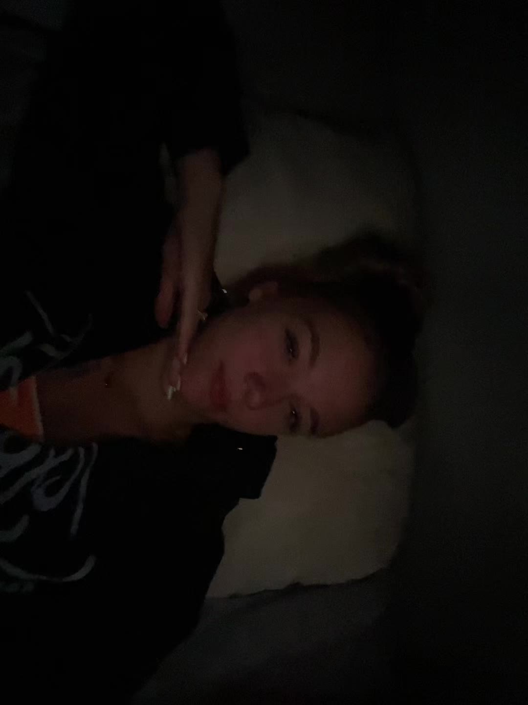 @Angel 🤍
