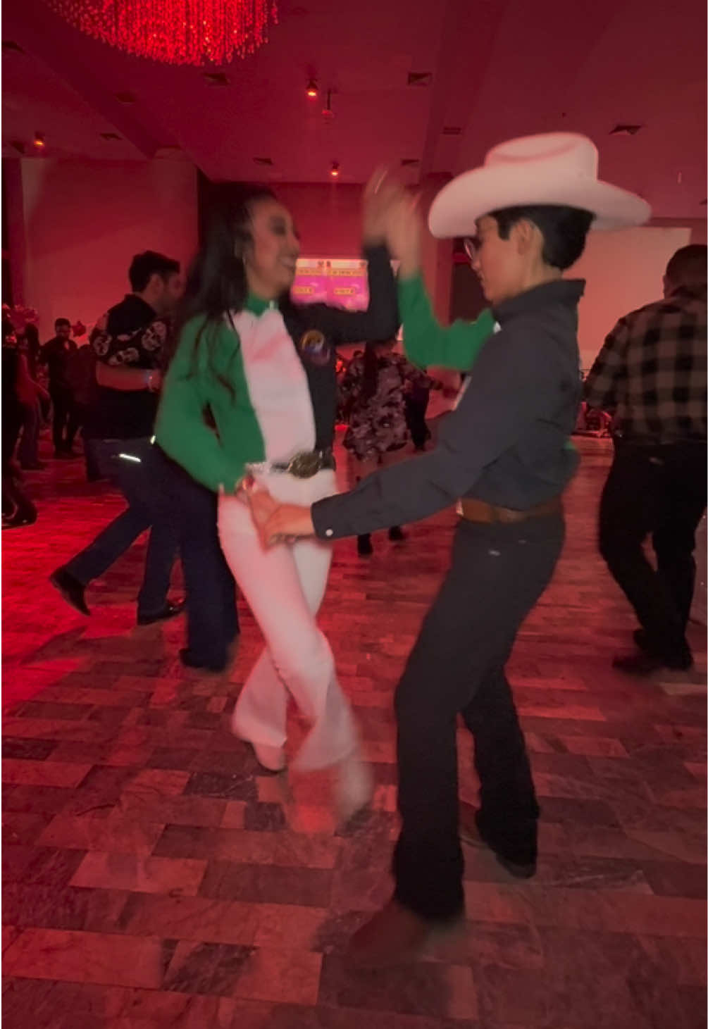 @𝐿𝑒𝑜&bull;🤠
