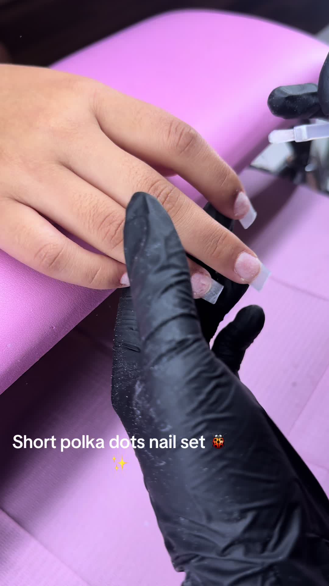 @Nailsbymonsee