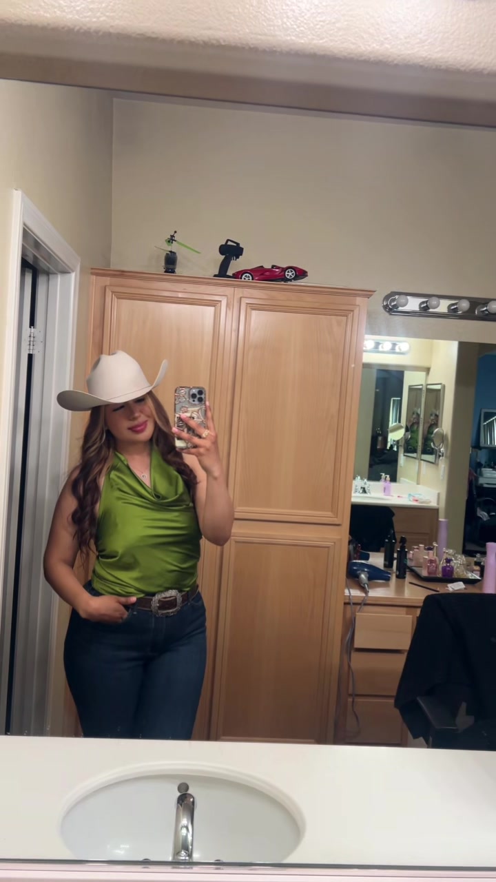 @yoselinortega