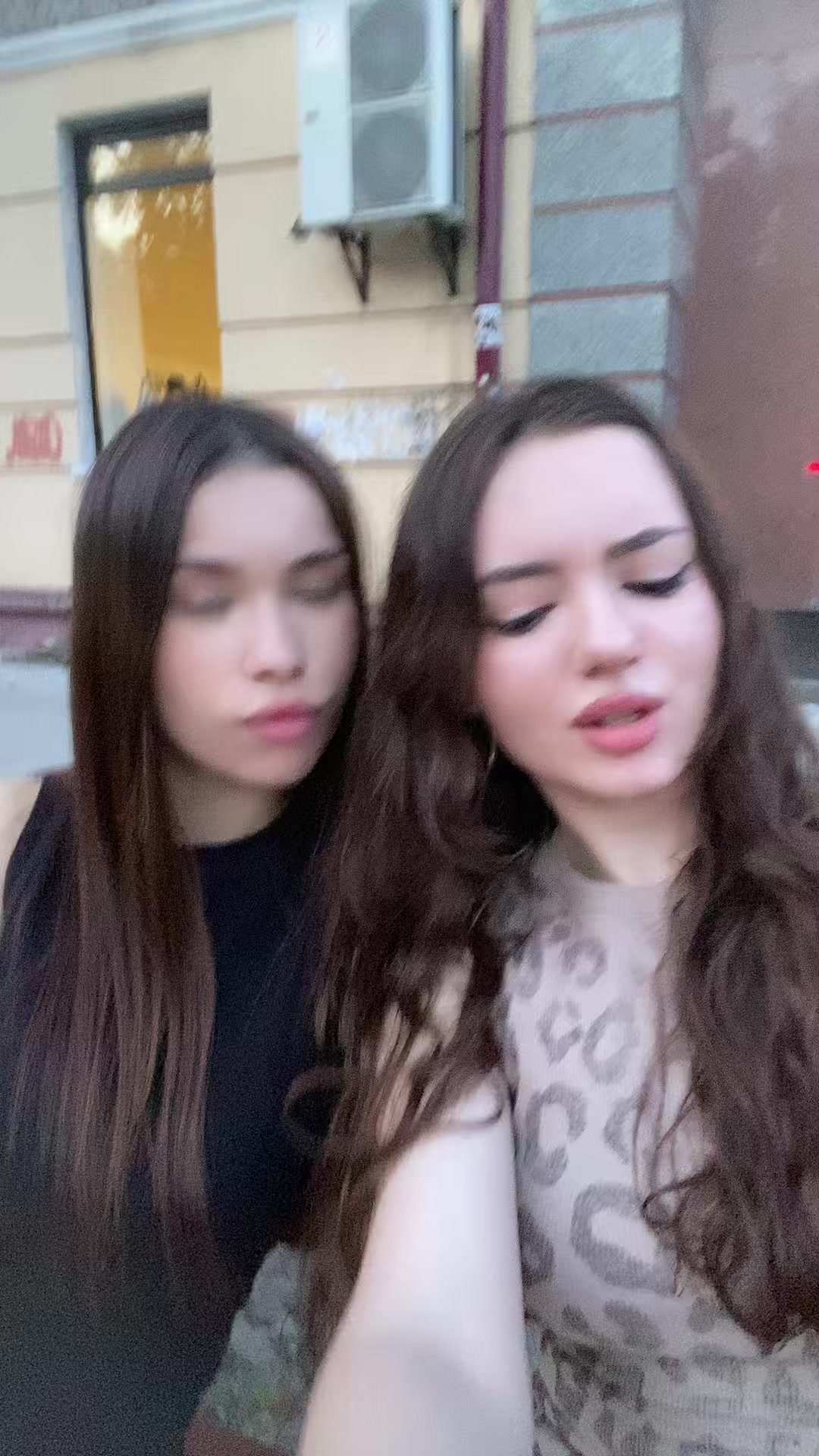 @╋━