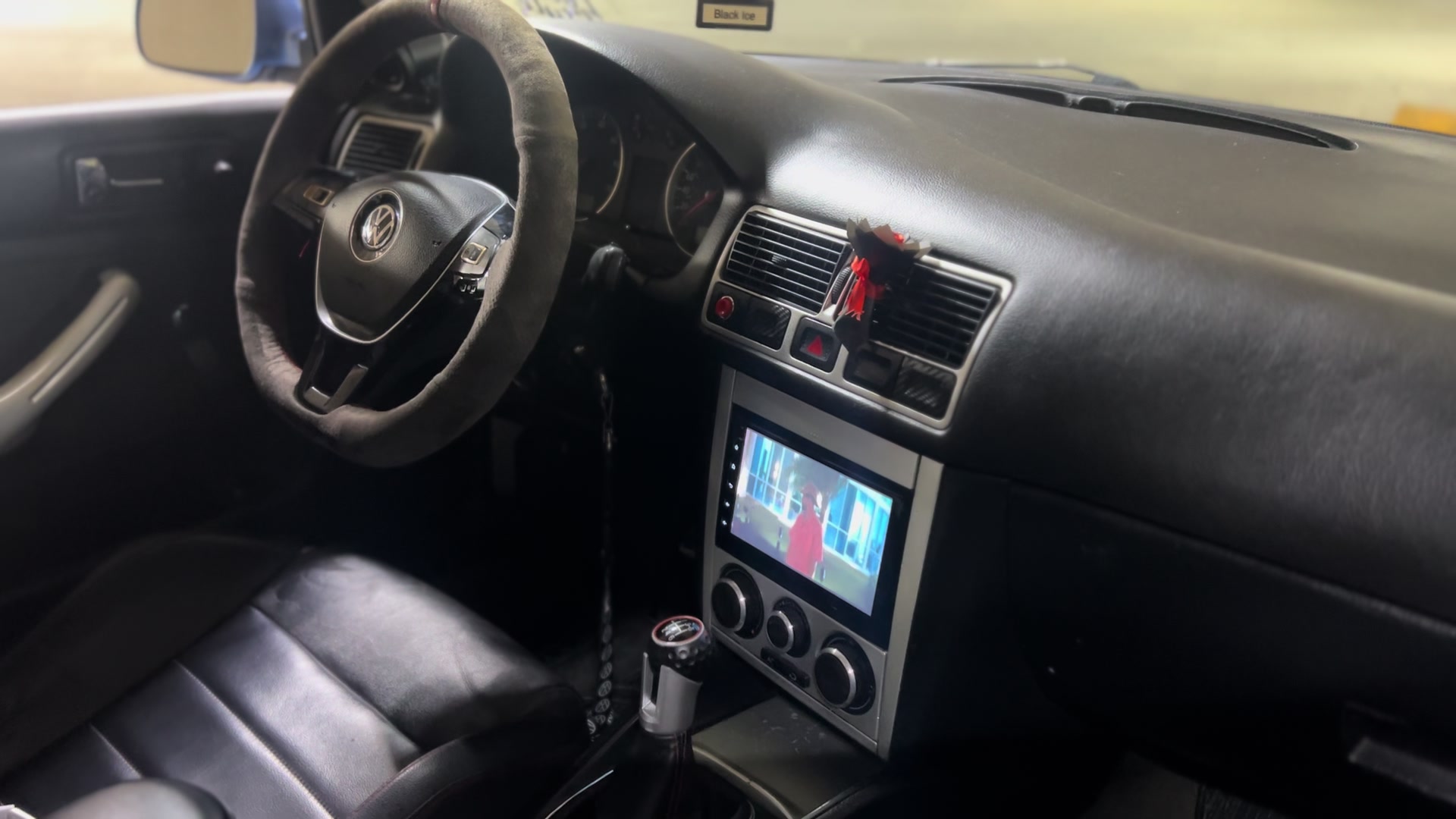 @Jan_Zedh