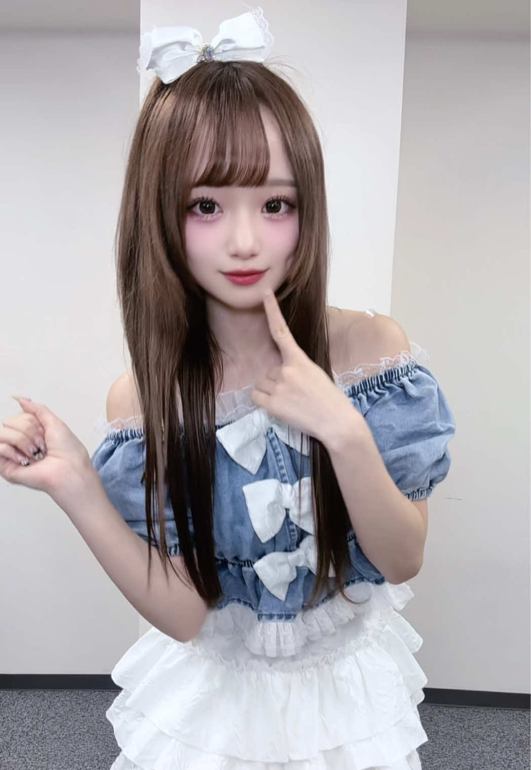 @にしのありさ