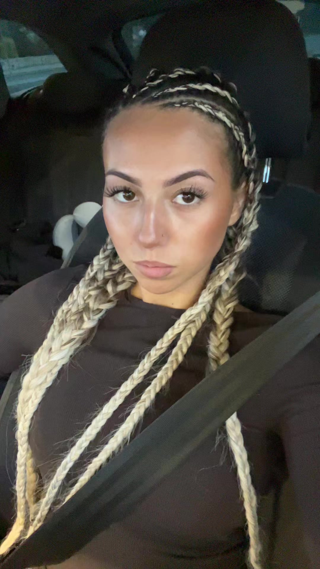@amra