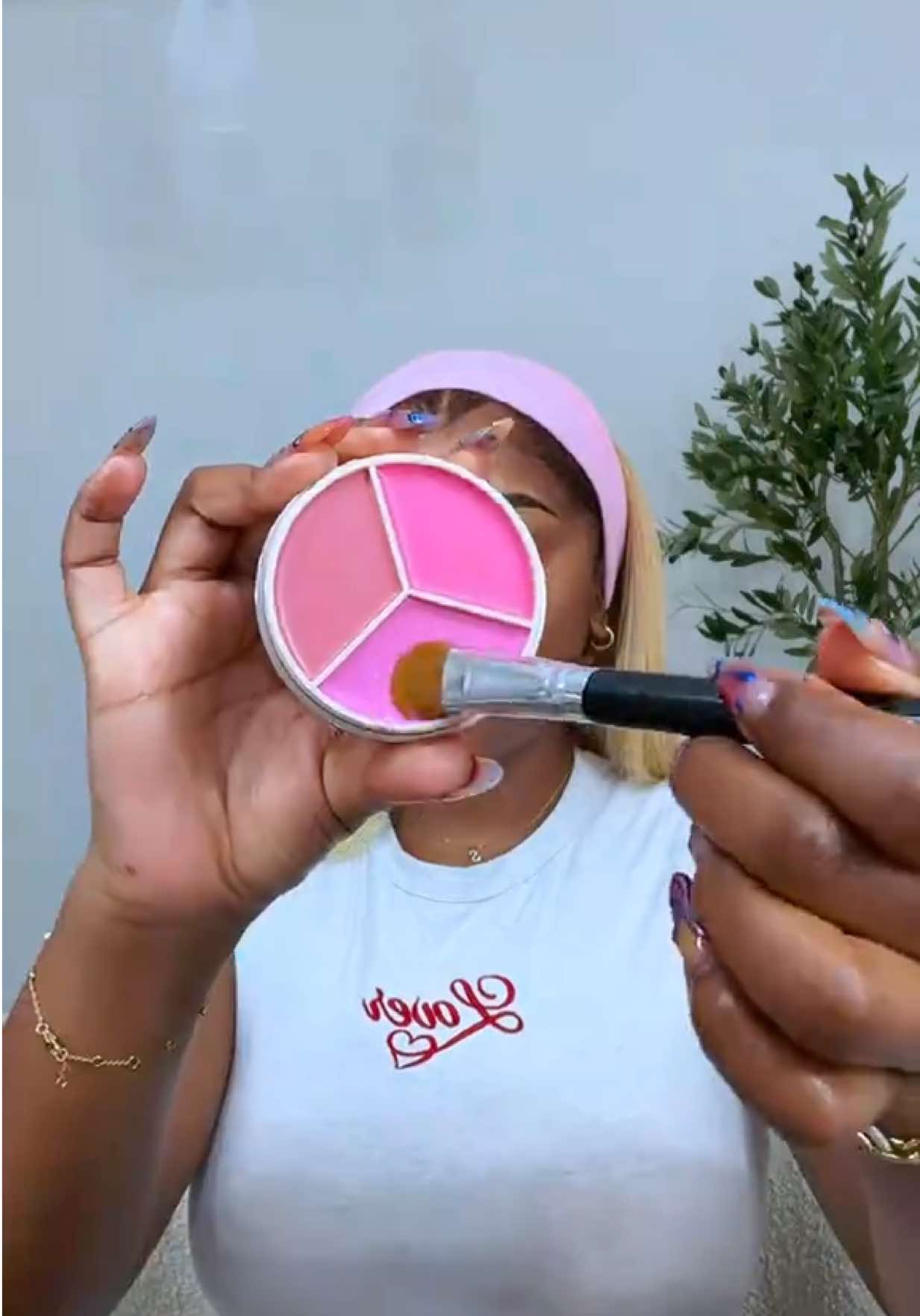 @Siyamthanda 🌟