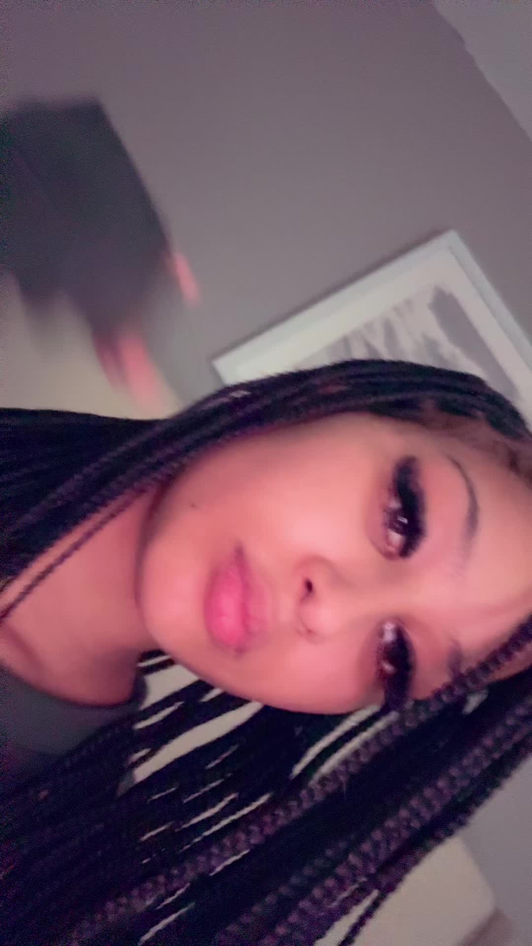 @sexxyassyaya