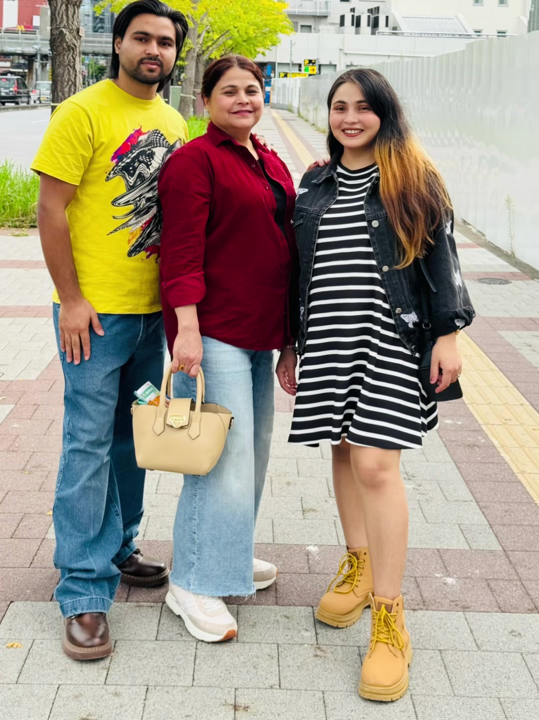 @Annu ghimire👣