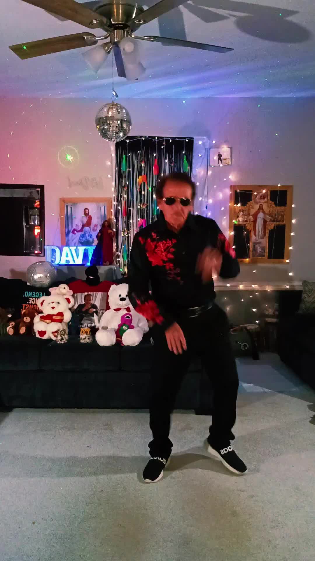 @dancing david