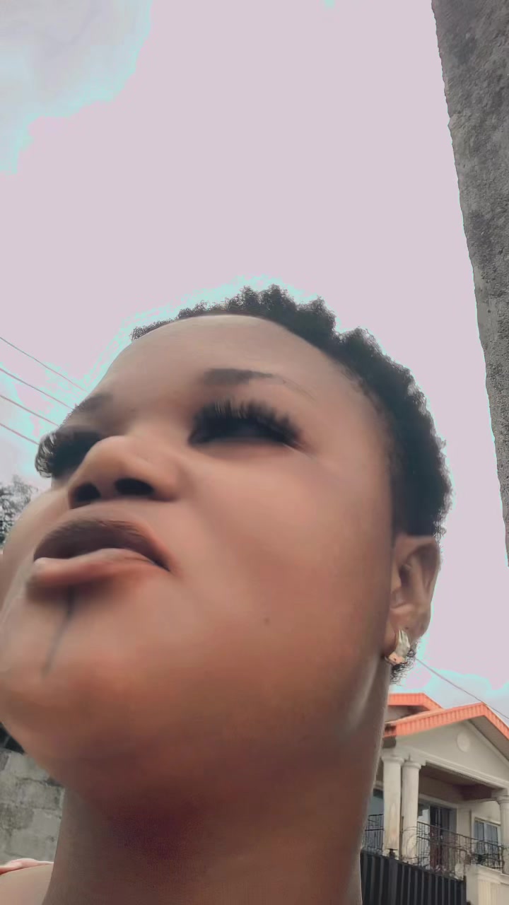 @Anikeade💕💕🥹