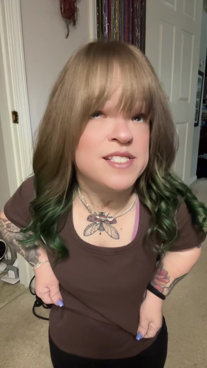 @_hippiehellion.303🖤