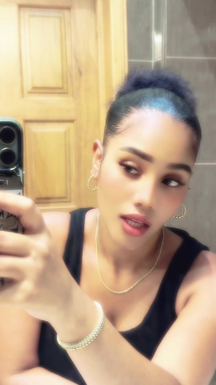 @Shëëshëë 🦋♥️