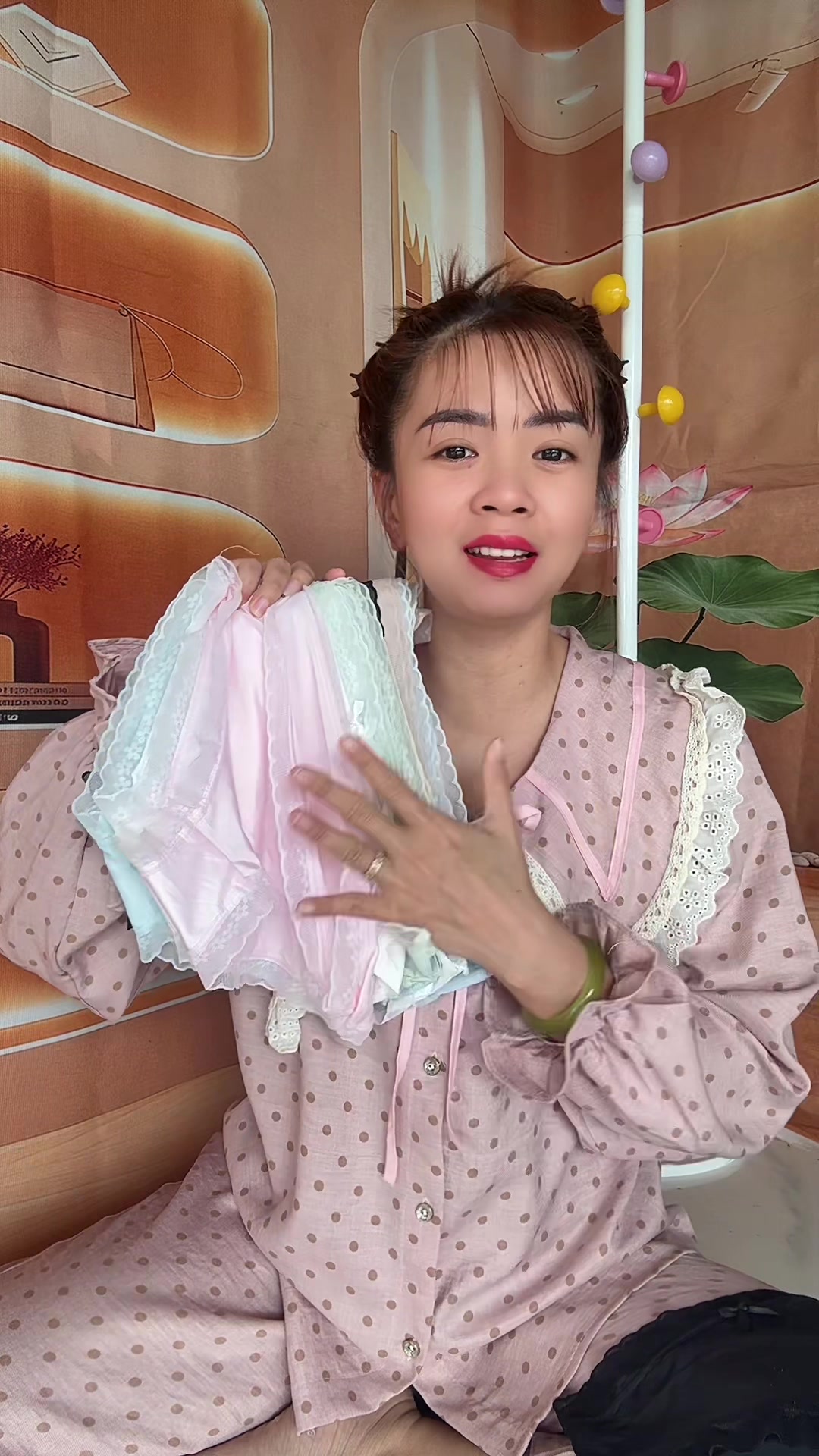 @Em Cẩm Nè