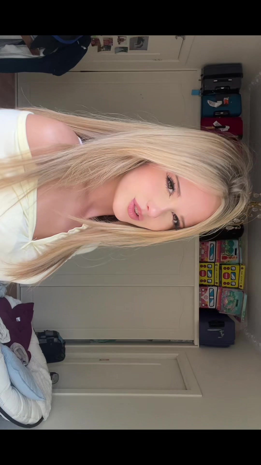 @laurabb