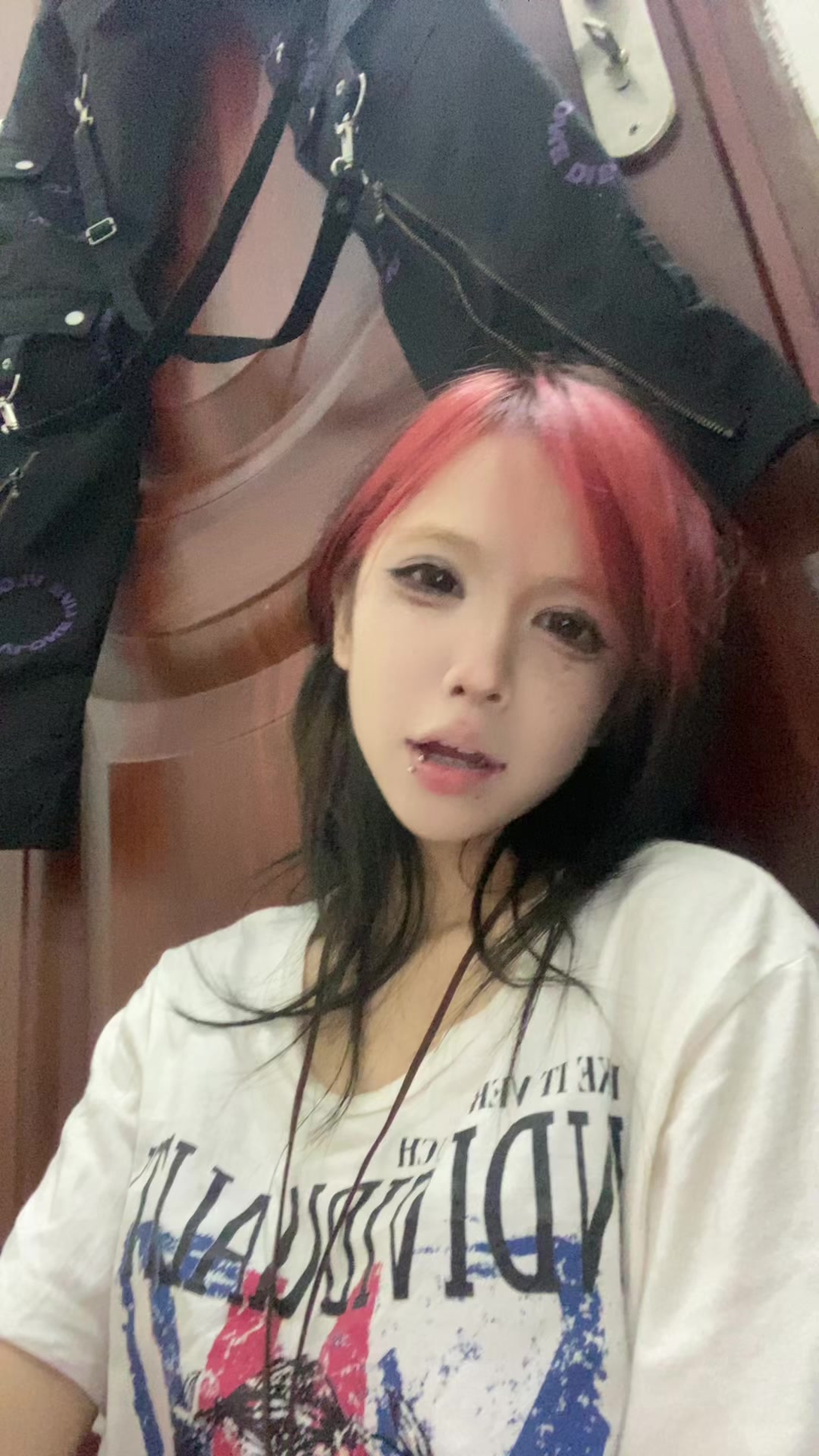 @brit nêy xì po
