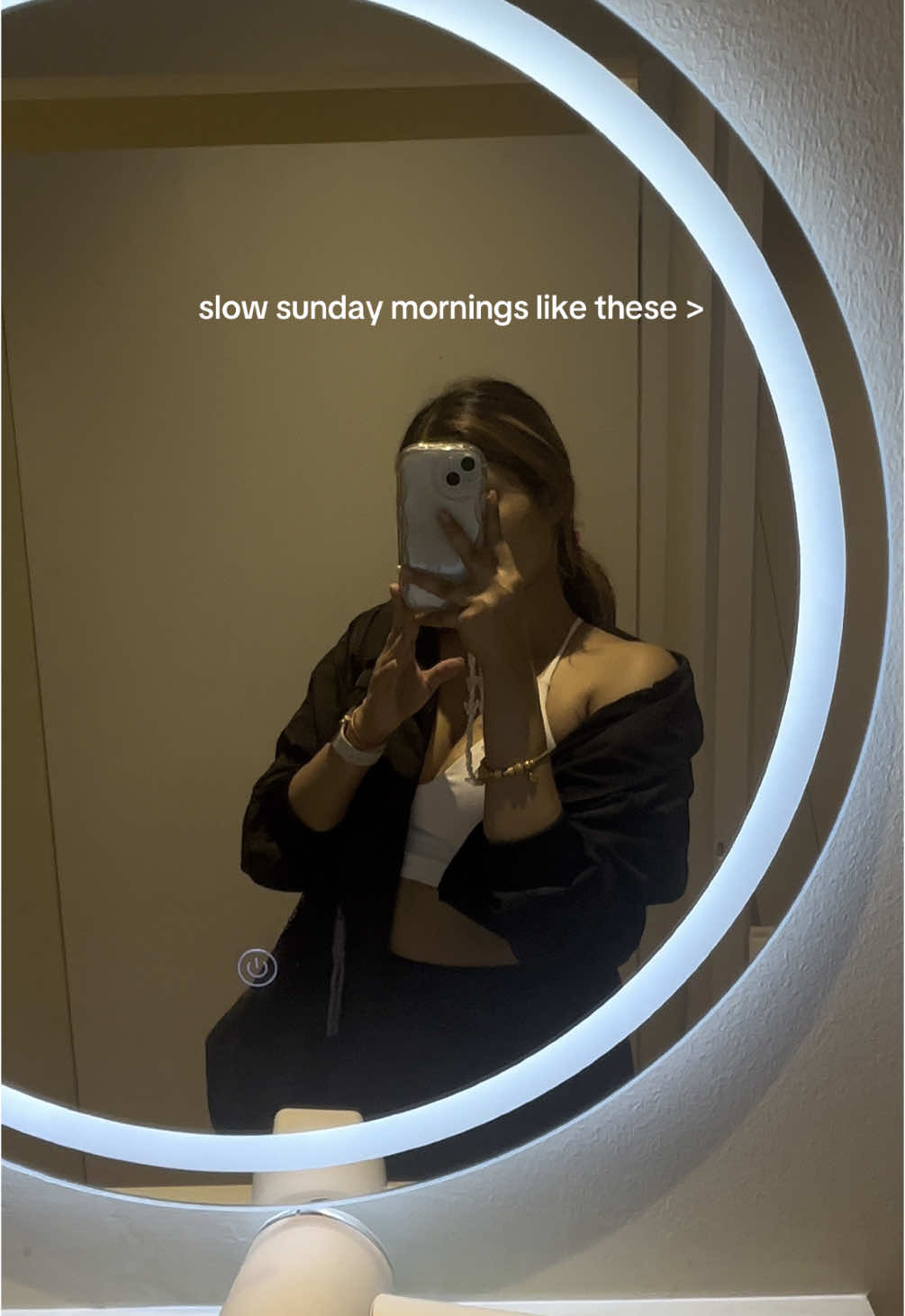 @Vhinooooo