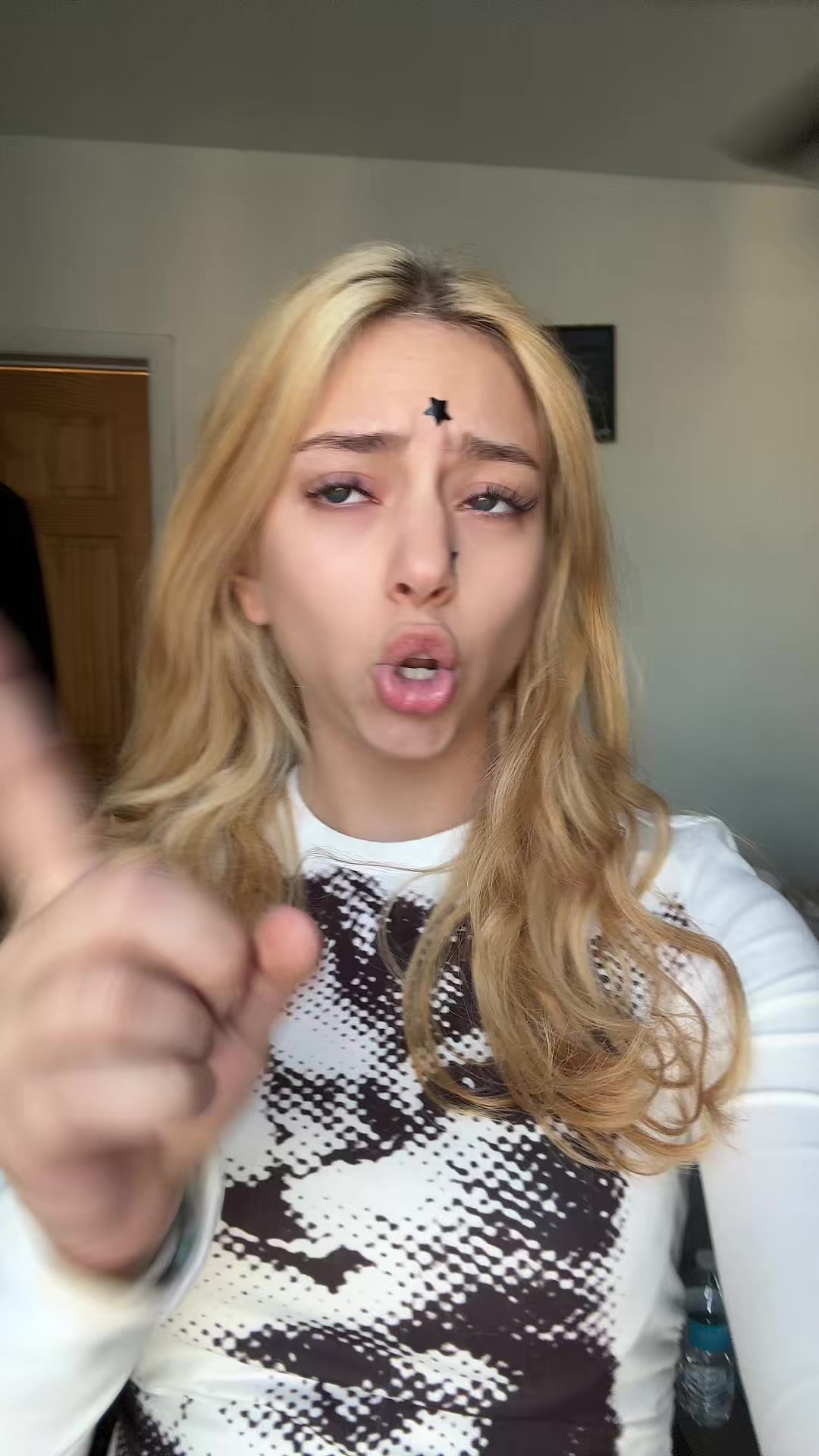 @?