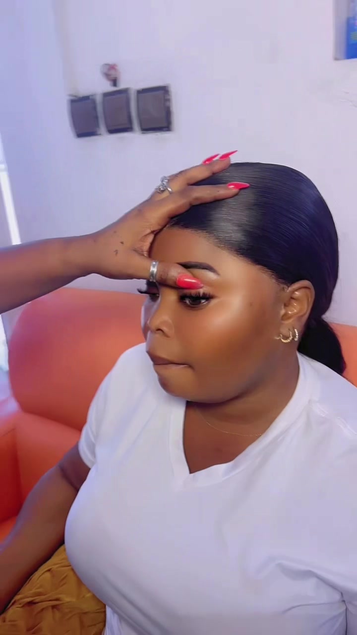 @Linemakeup
