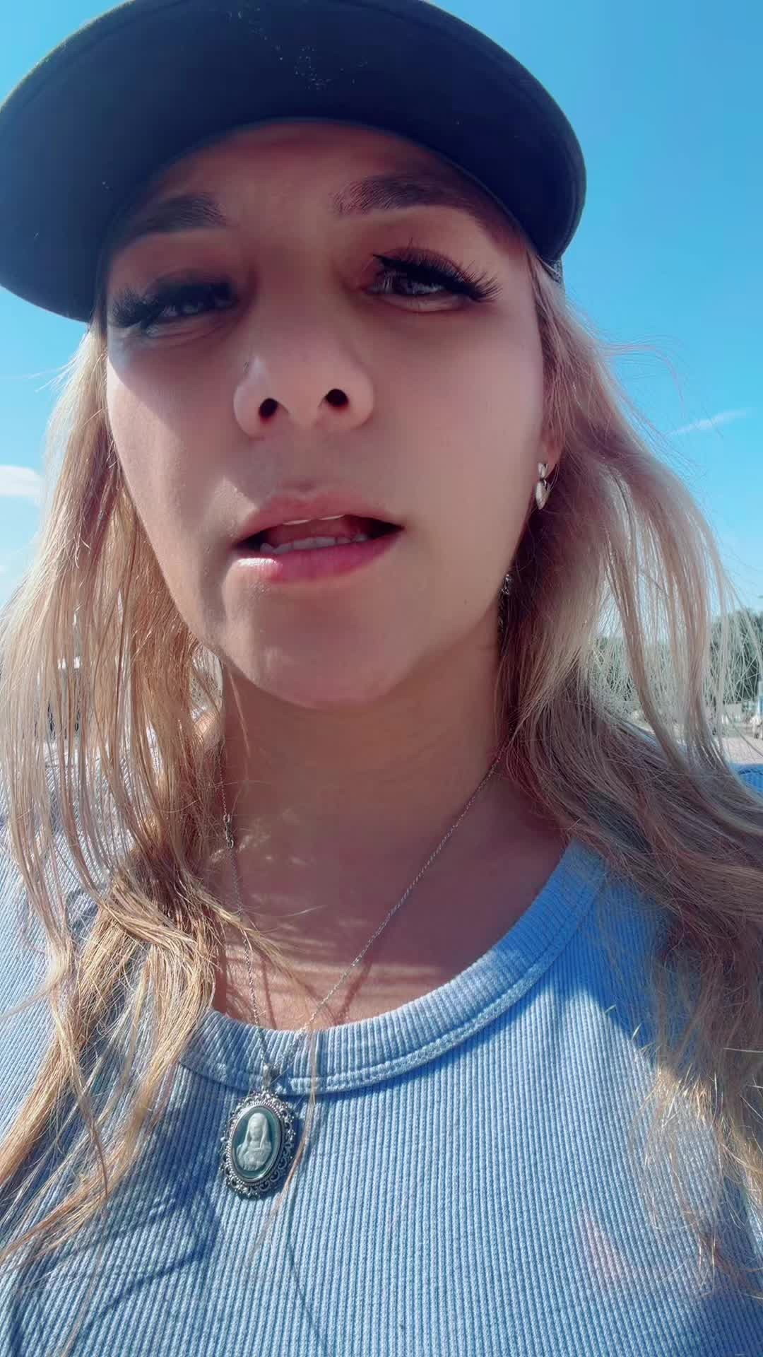 @Christy10110