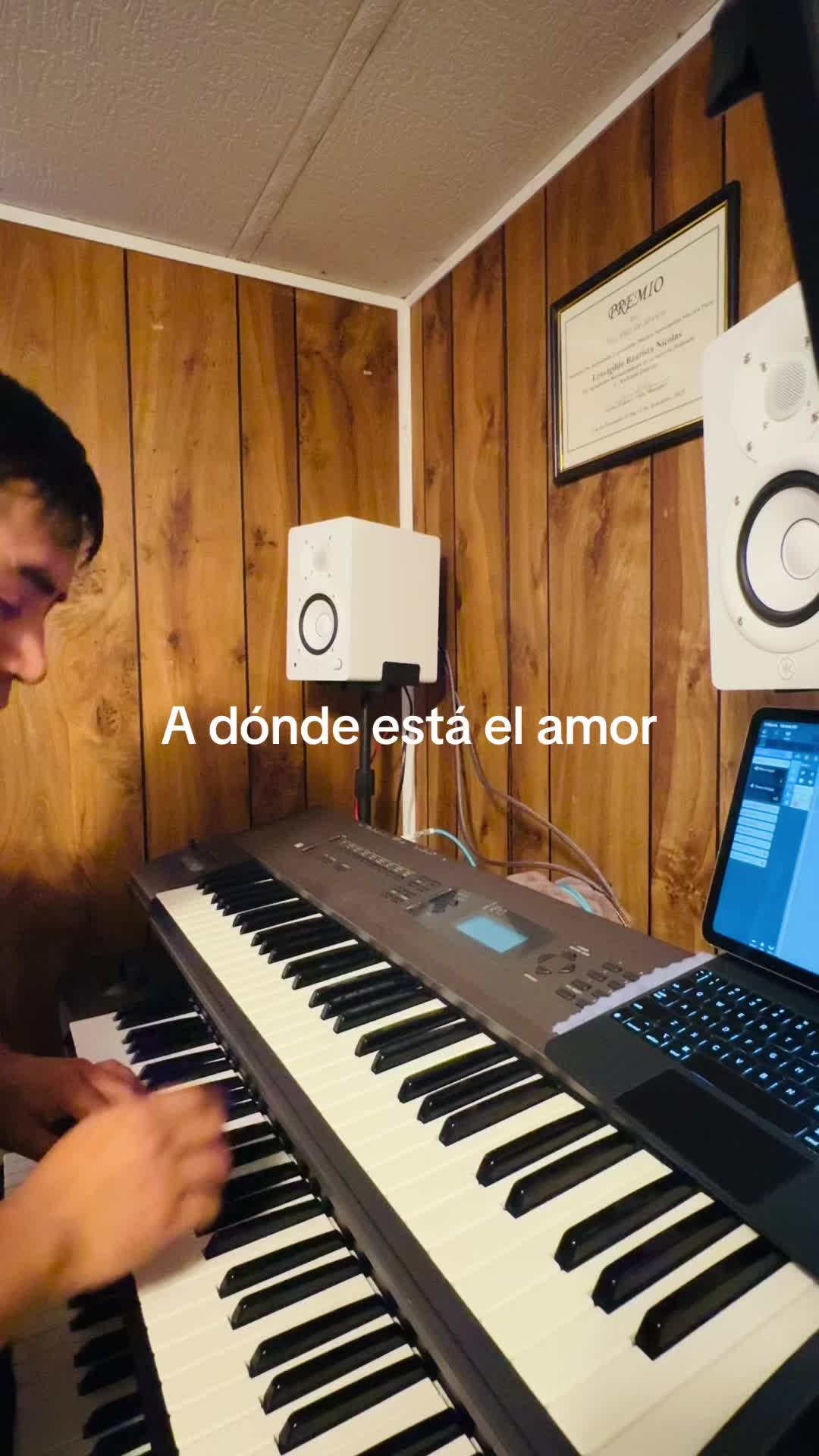@LEO  TECLADISTA