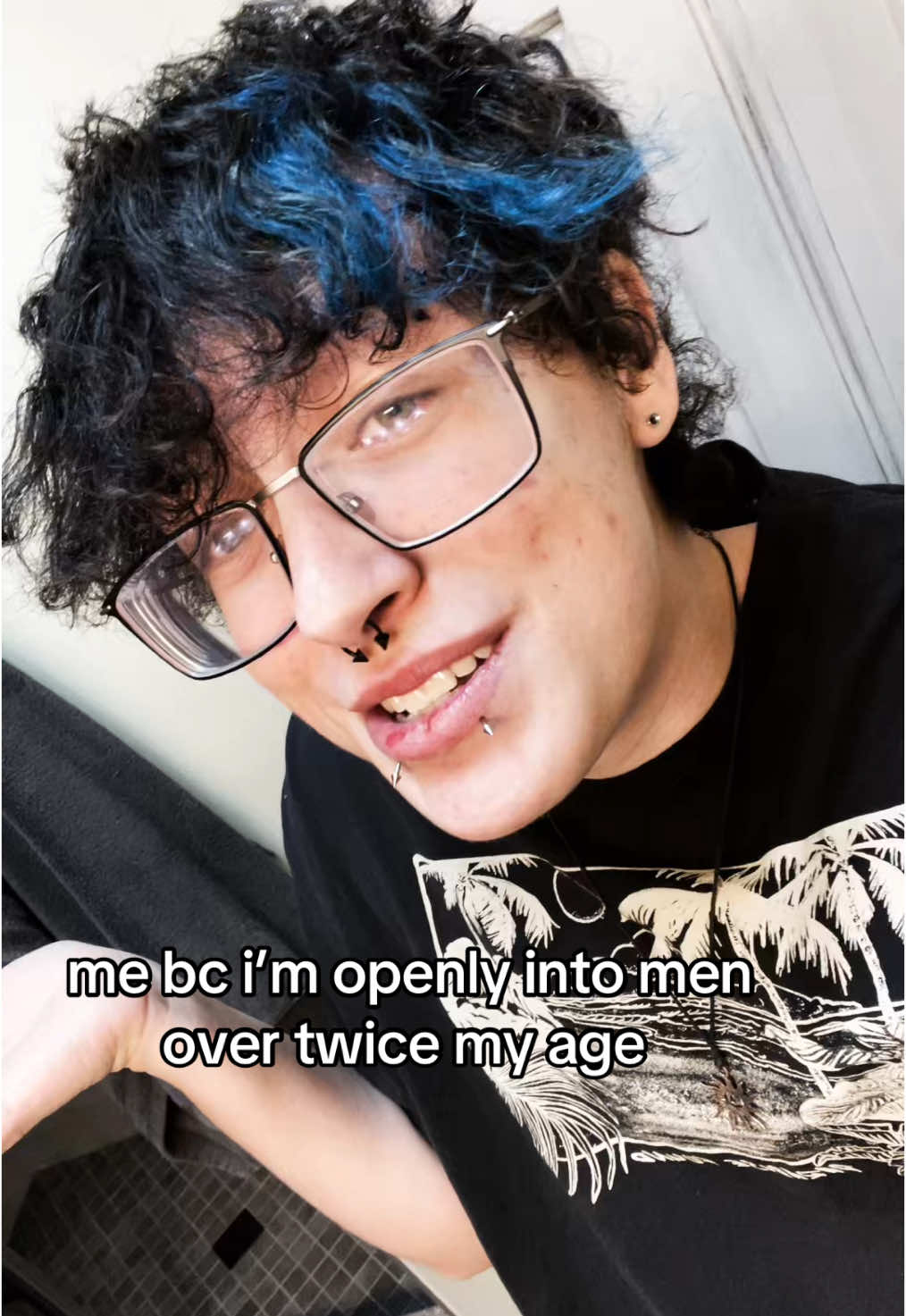 @Melinoe 🦌𖤐