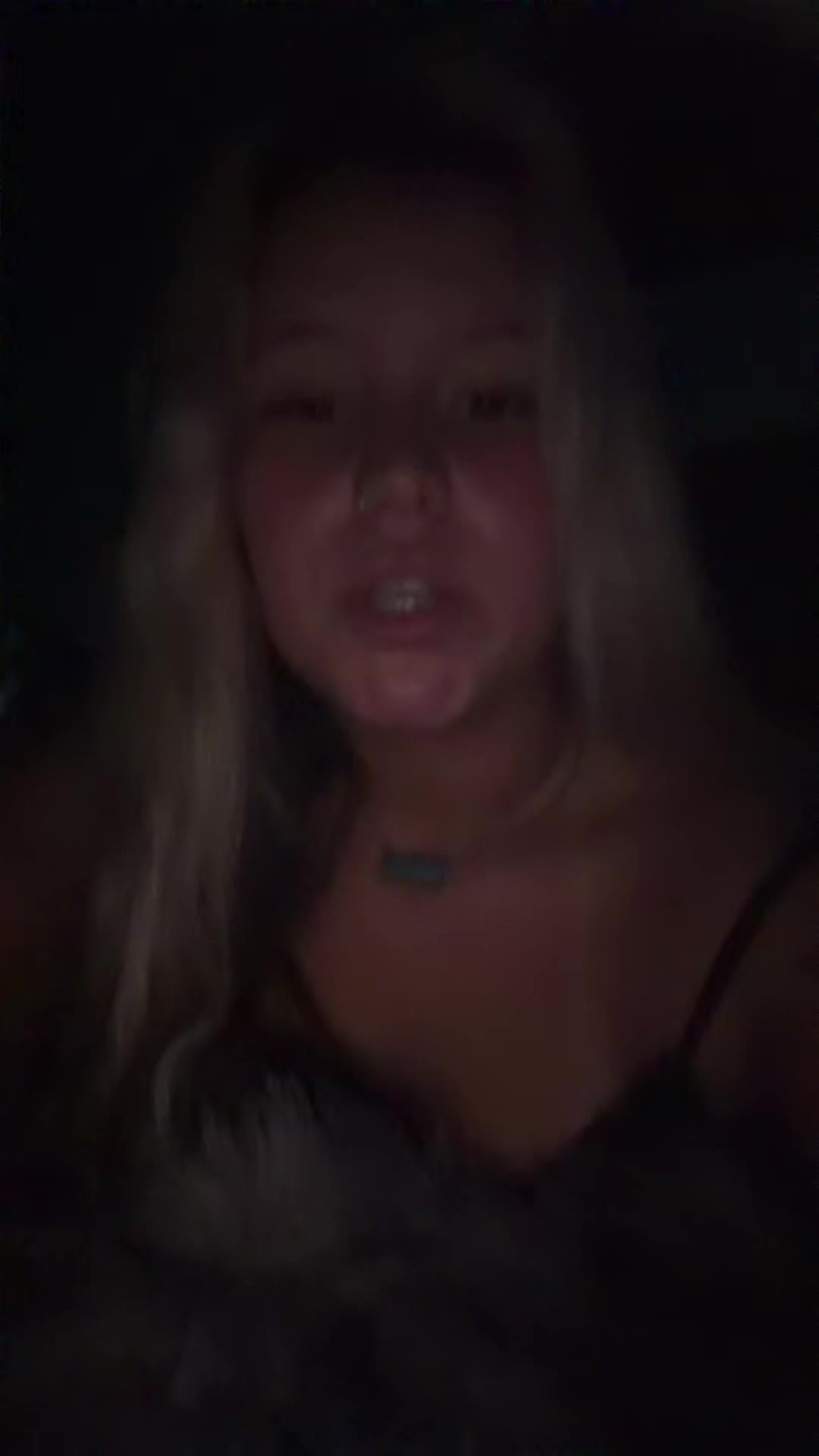 @Ri