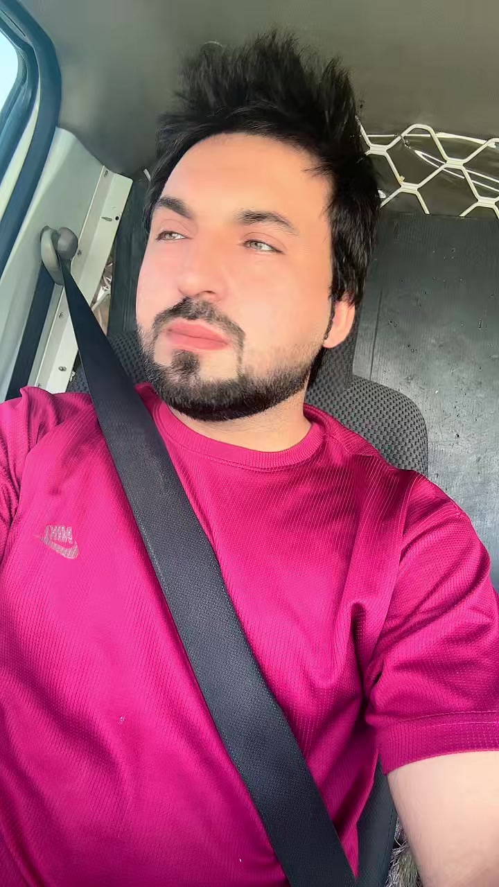 @Wajahat PTI 🐆