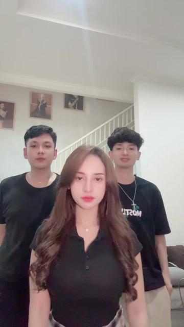 @rebeccaaaaaaaaaa22