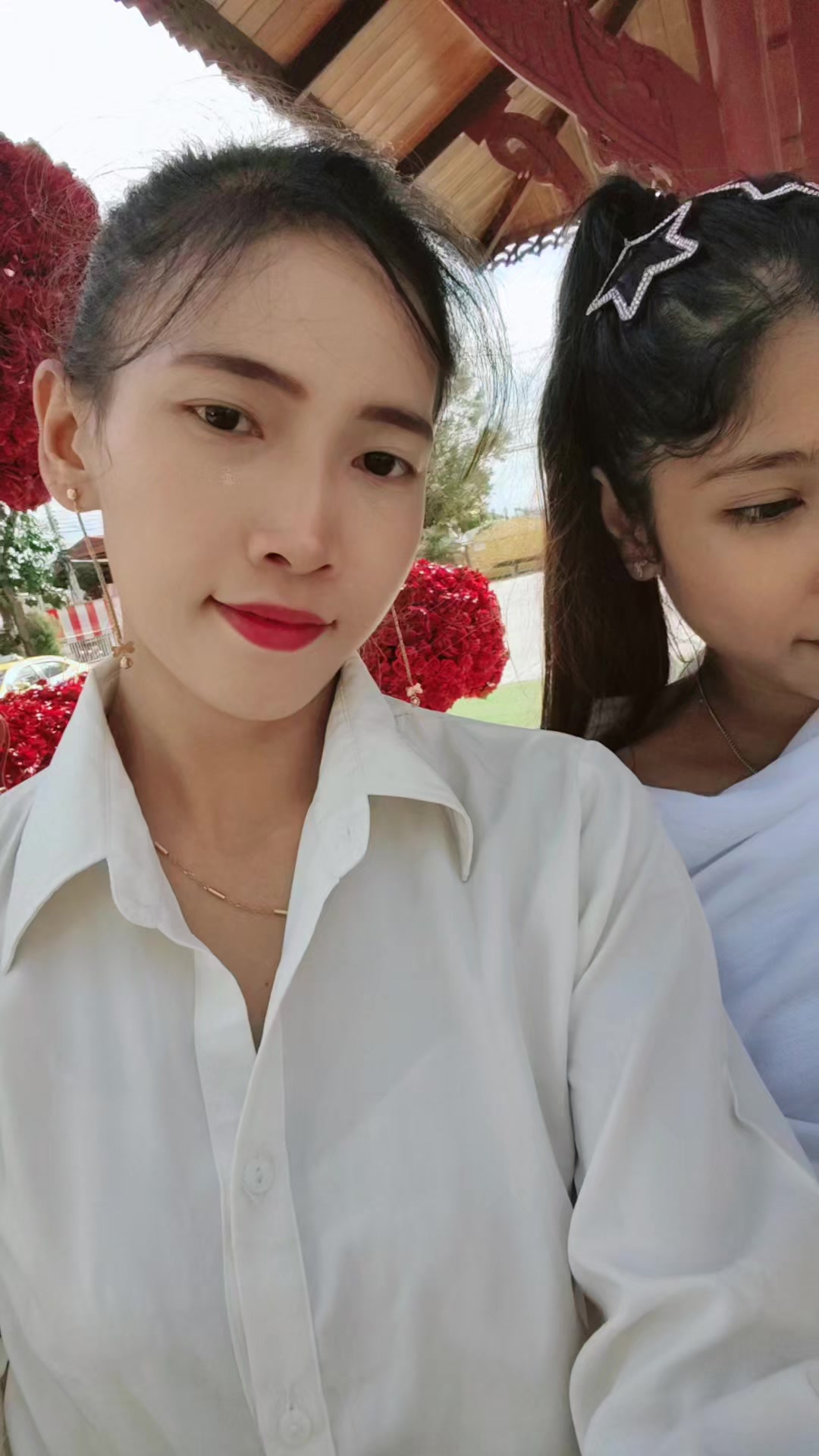 @🌿Kay Thi Khaing🌿(ဖြူးသူလေး)