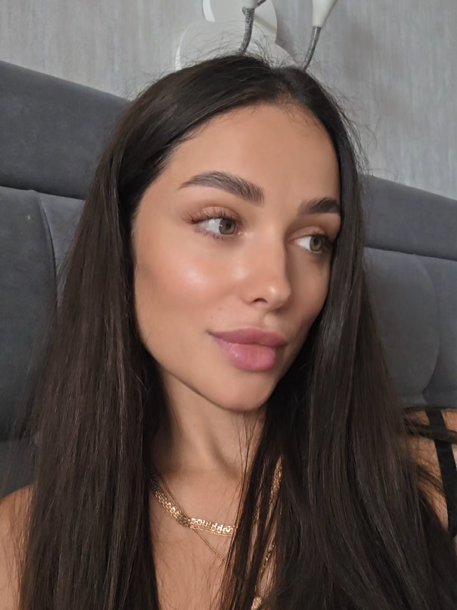 @Karina