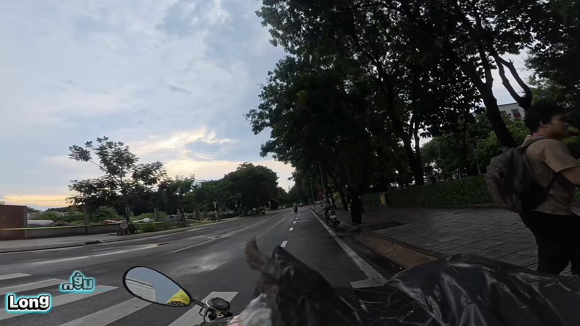 @Long Quận 9