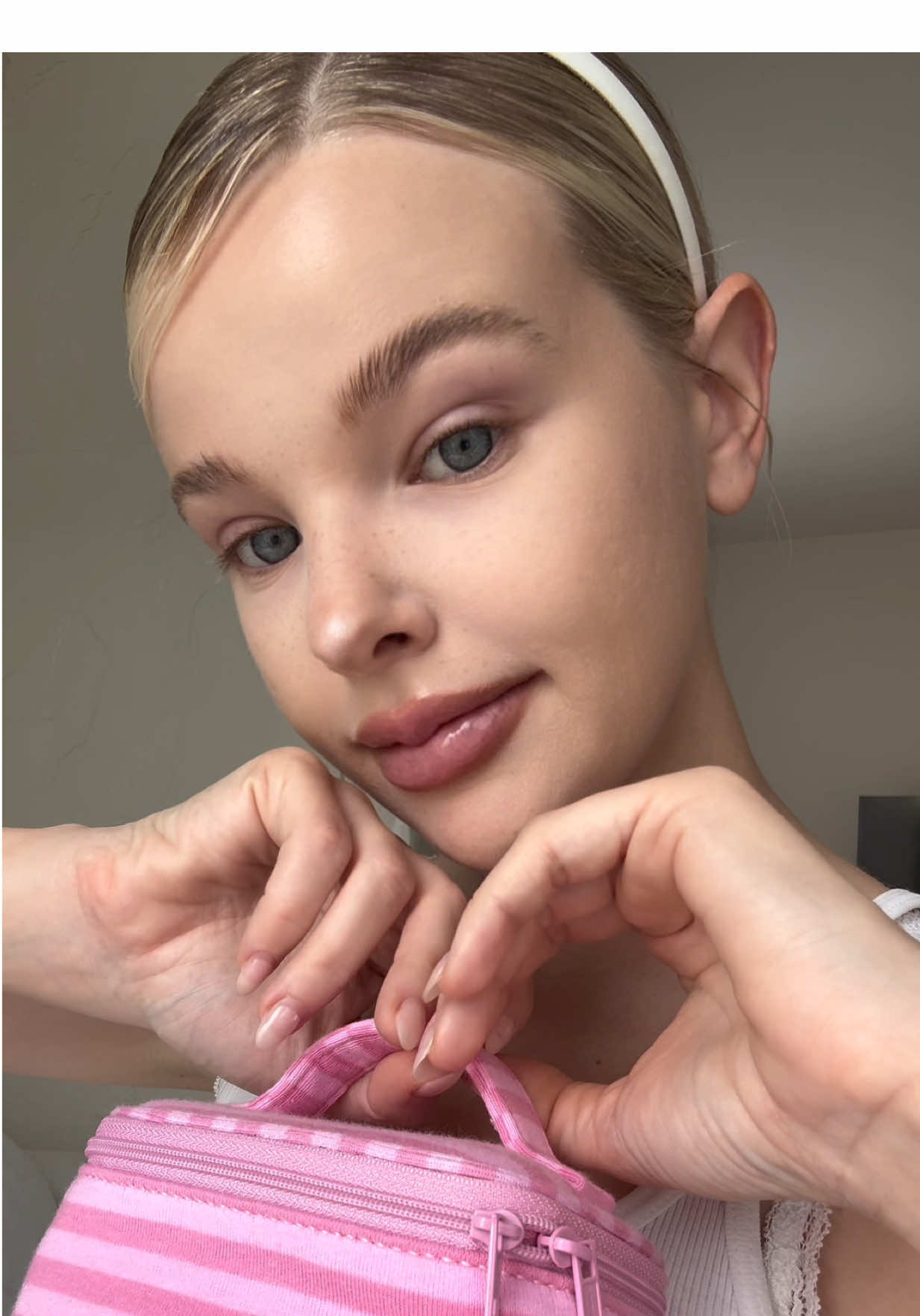 @Elle