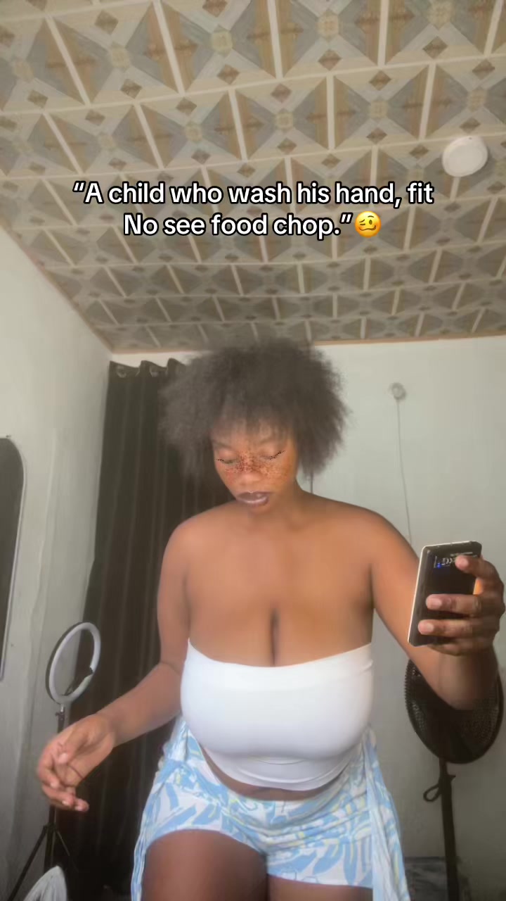 @Goddess of seduction