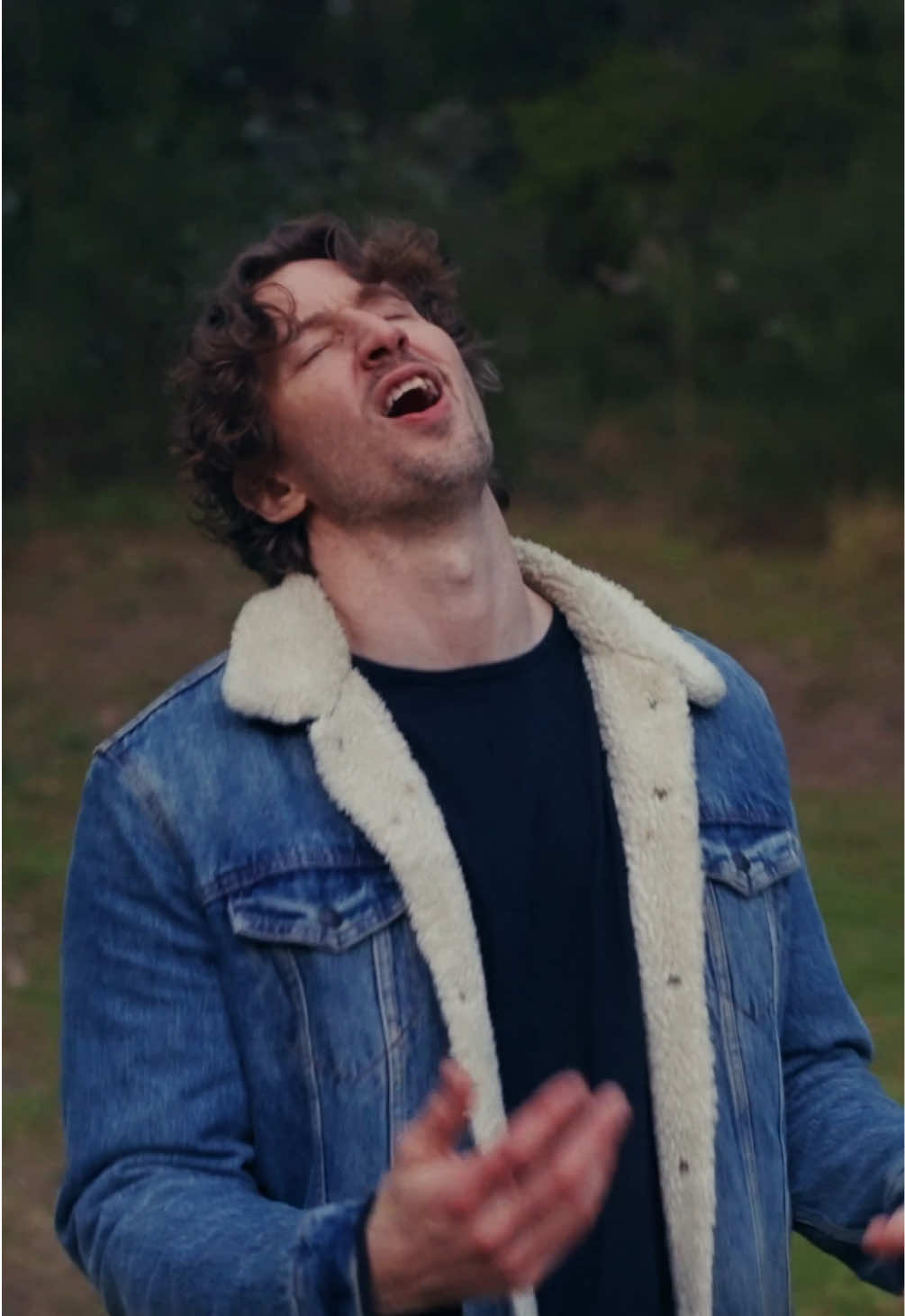@Dean Lewis