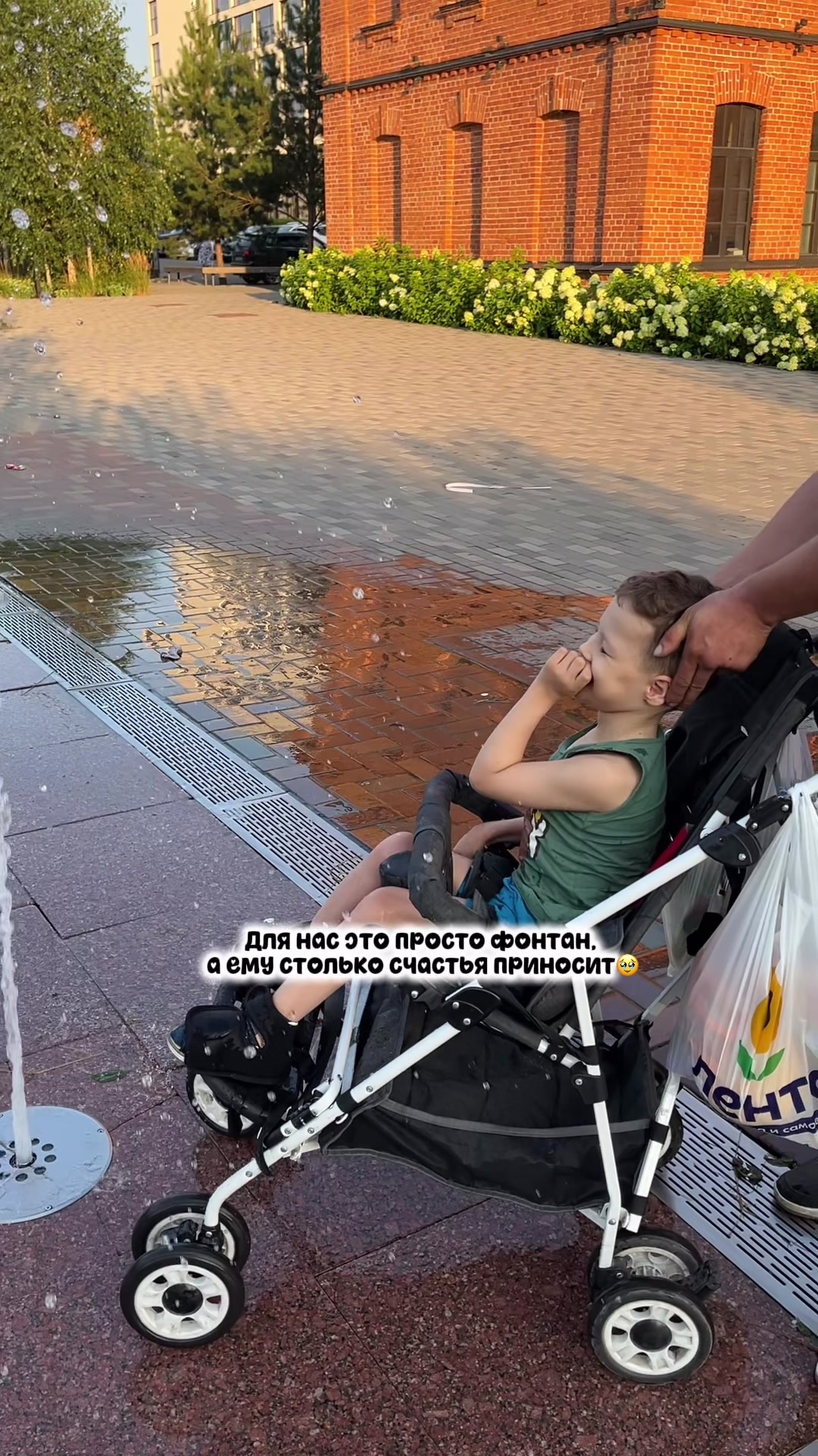 @ЖИЗНЬ ИСПЫТЫВАЕТ