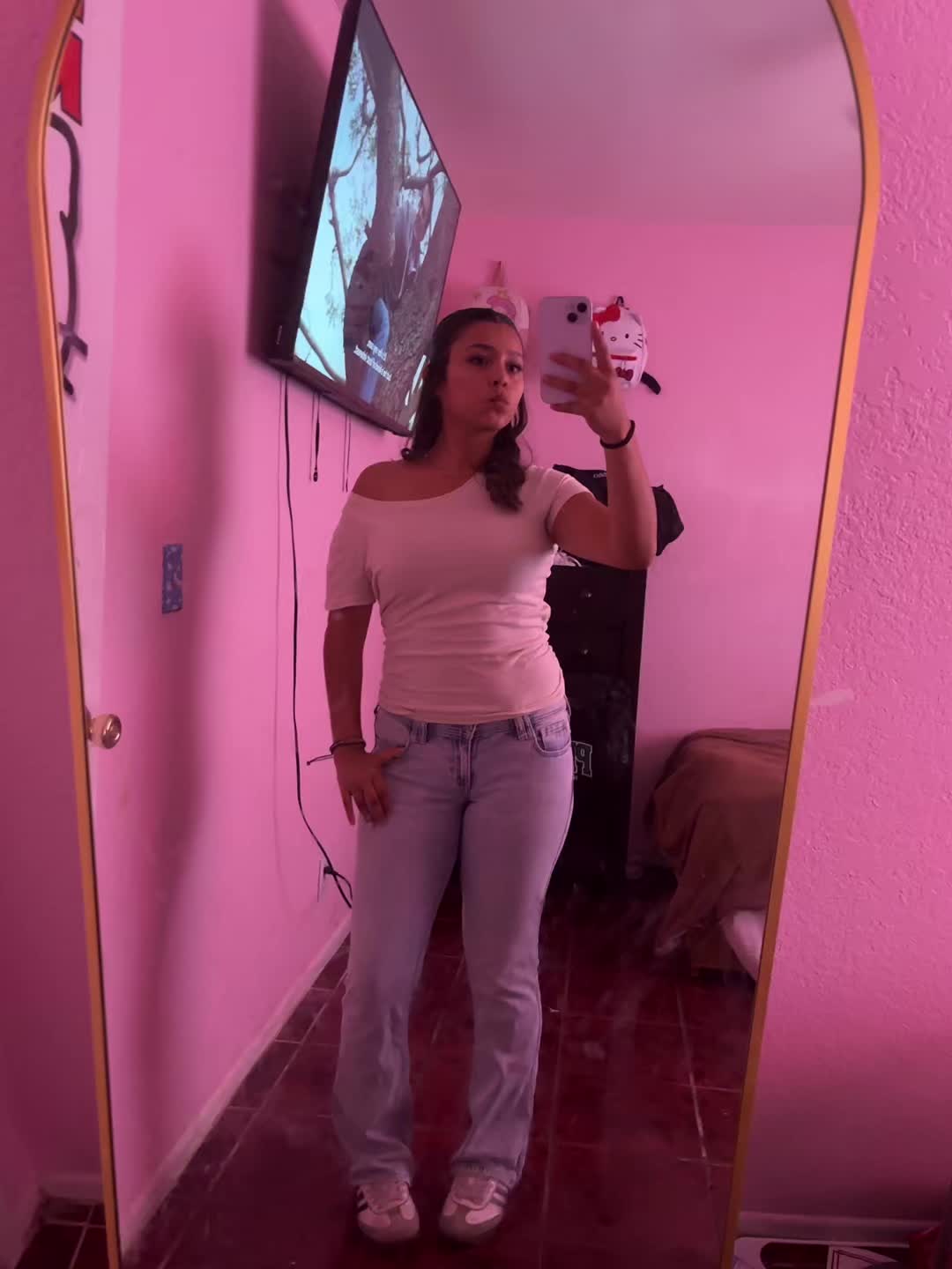 @🦖