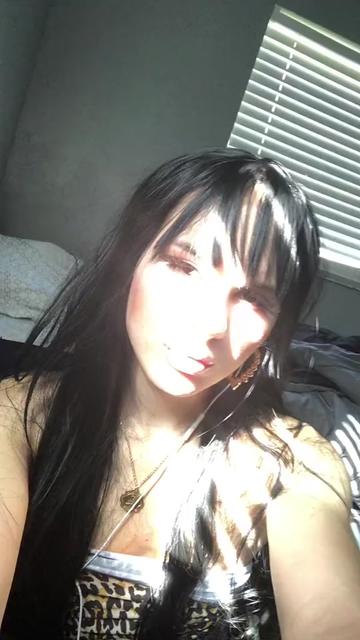 @_7ussy