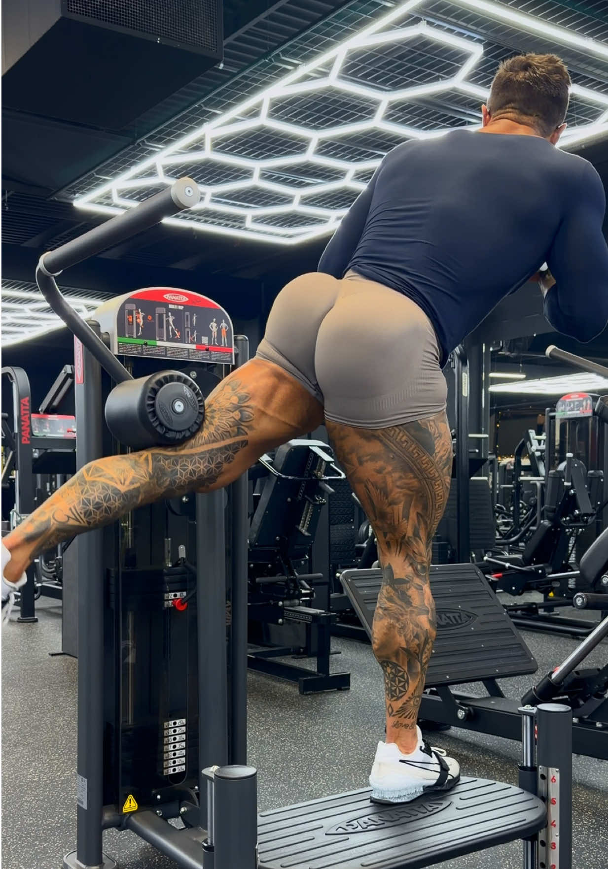 @NUNZI