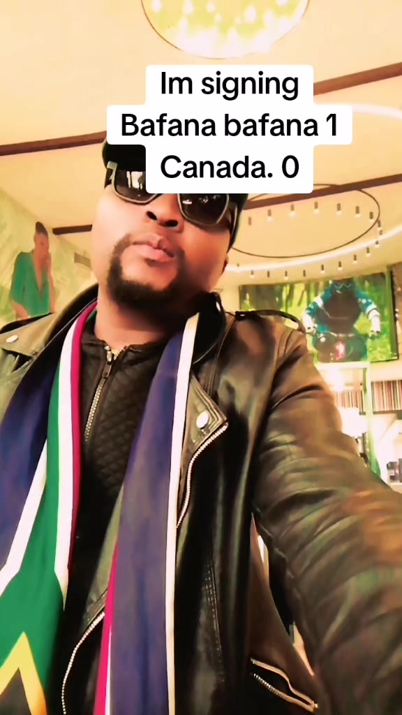@Tlhalenova Mariri🇿🇦😍
