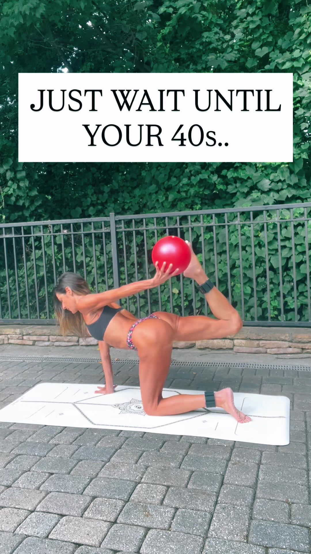 @Lydia Magnoli | Home Workouts