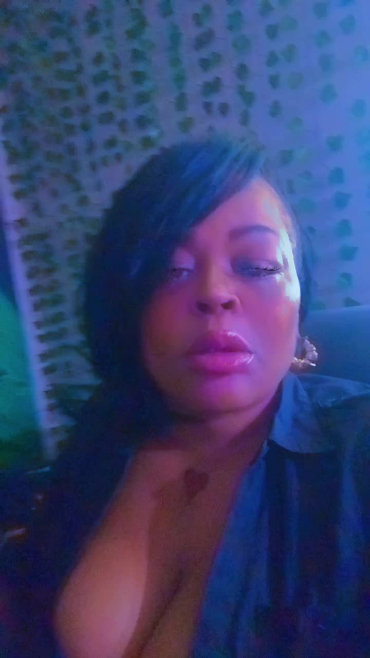 @Bings Dollhouse Llc