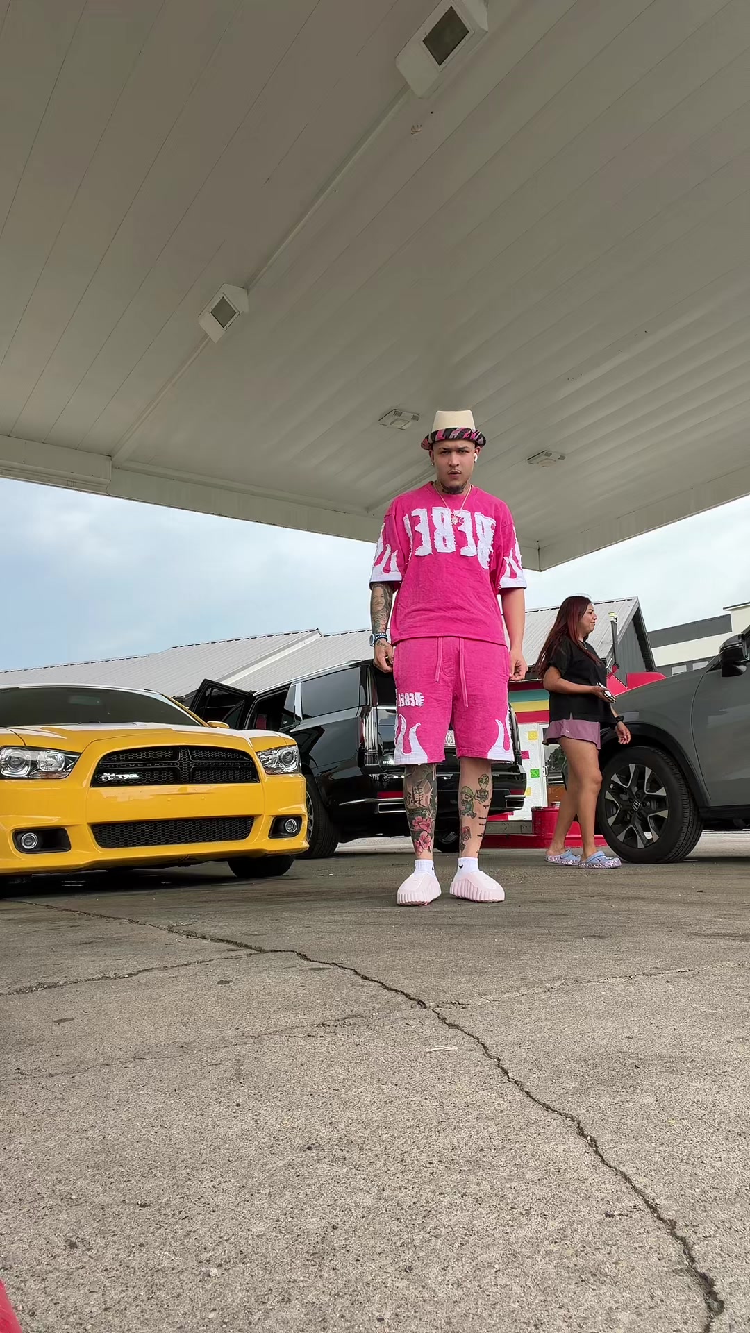 @JeyOne