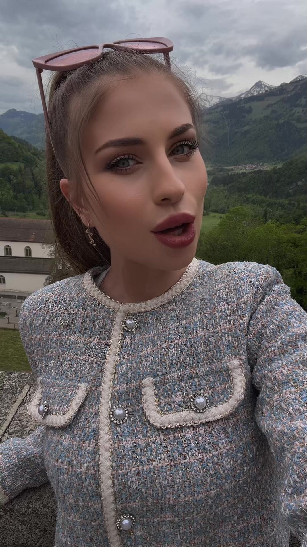@Violetta Rai