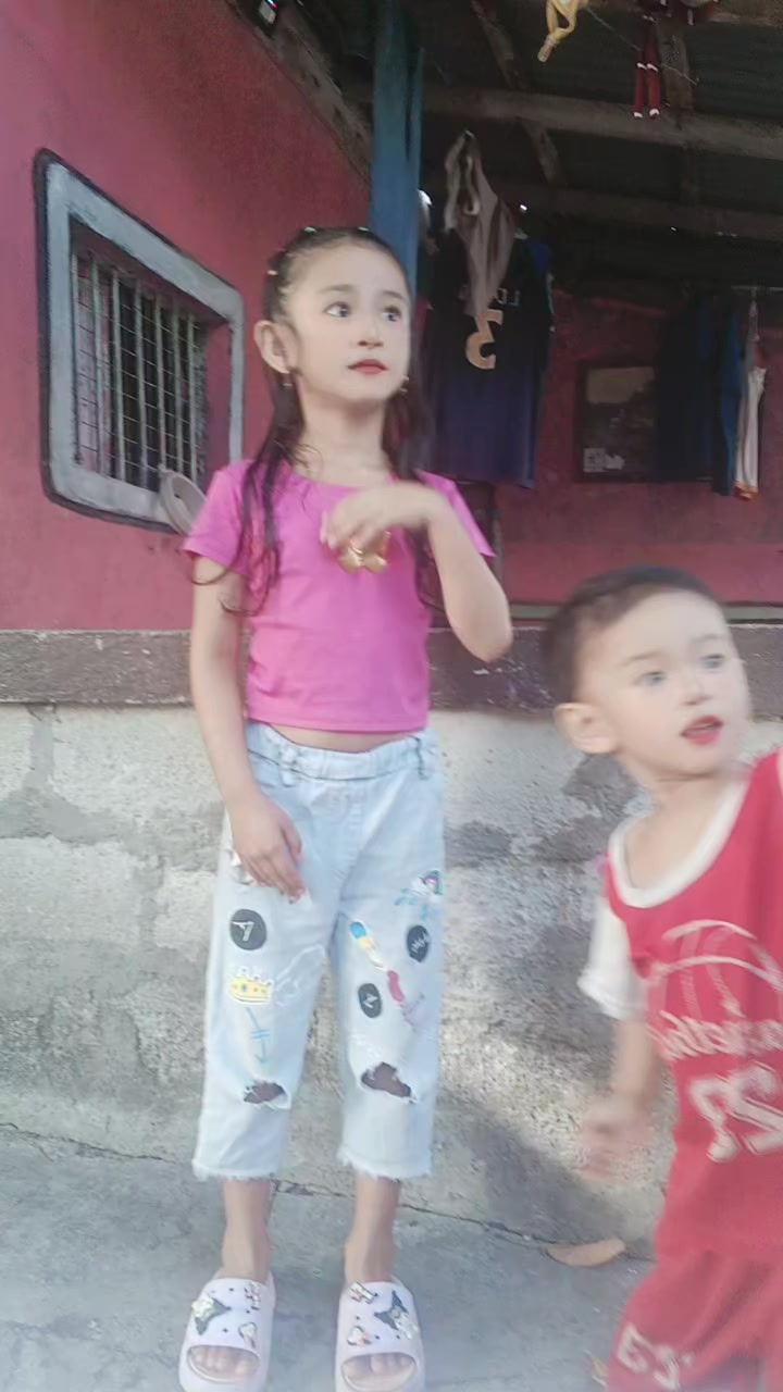 @Angel gemma ferido